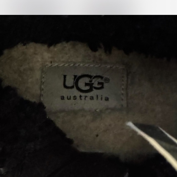 UGG Black Ankle Boots with Brown Heel USA 7 - Picture 7 of 8